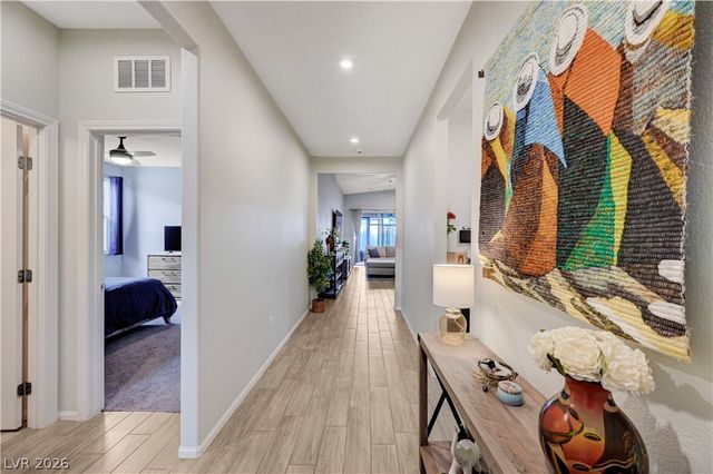 27 Red Sandstone Avenue, North Las Vegas, NV 89031