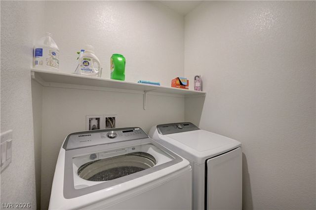 27 Red Sandstone Avenue, North Las Vegas, NV 89031