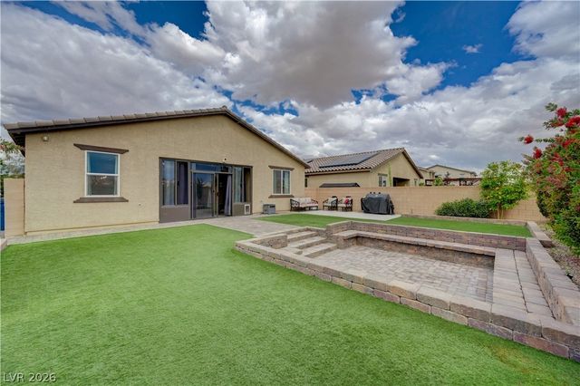 27 Red Sandstone Avenue, North Las Vegas, NV 89031