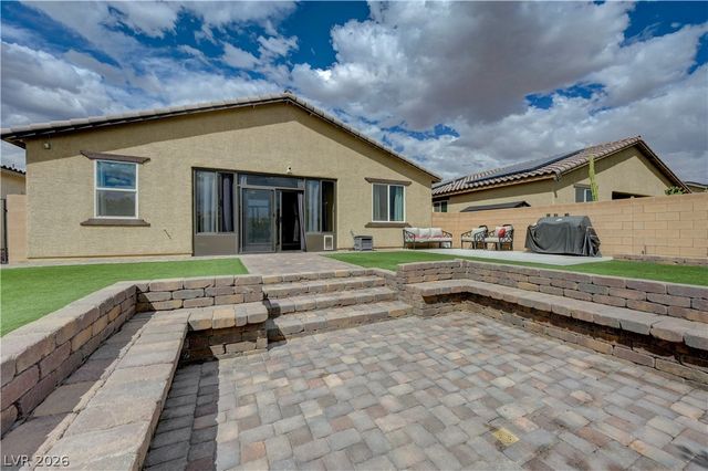 27 Red Sandstone Avenue, North Las Vegas, NV 89031