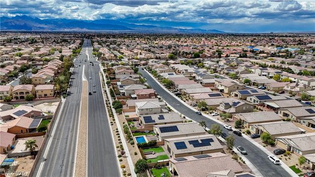 27 Red Sandstone Avenue, North Las Vegas, NV 89031