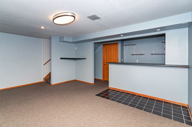 4714 Todd Drive, Ames, IA 50014