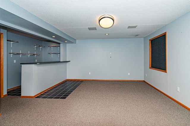 4714 Todd Drive, Ames, IA 50014