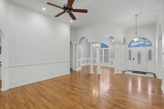 2010 Clintondale Dr, Nashville, TN 37218