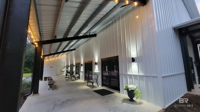 27300 Schoen Road, Elberta, AL 36530