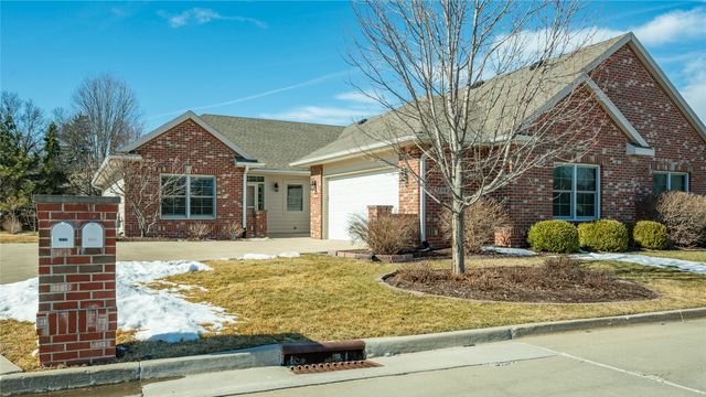 1990 NW 126th Street, Clive, IA 50325