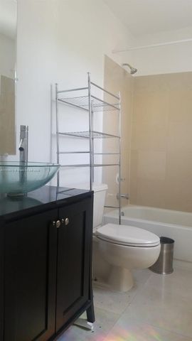 10 Crossings Cir H, Boynton Beach, FL 33435