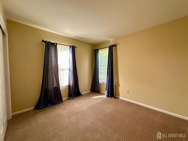435 Meade Court, East Brunswick, NJ 08816