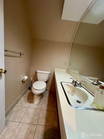 435 Meade Court, East Brunswick, NJ 08816