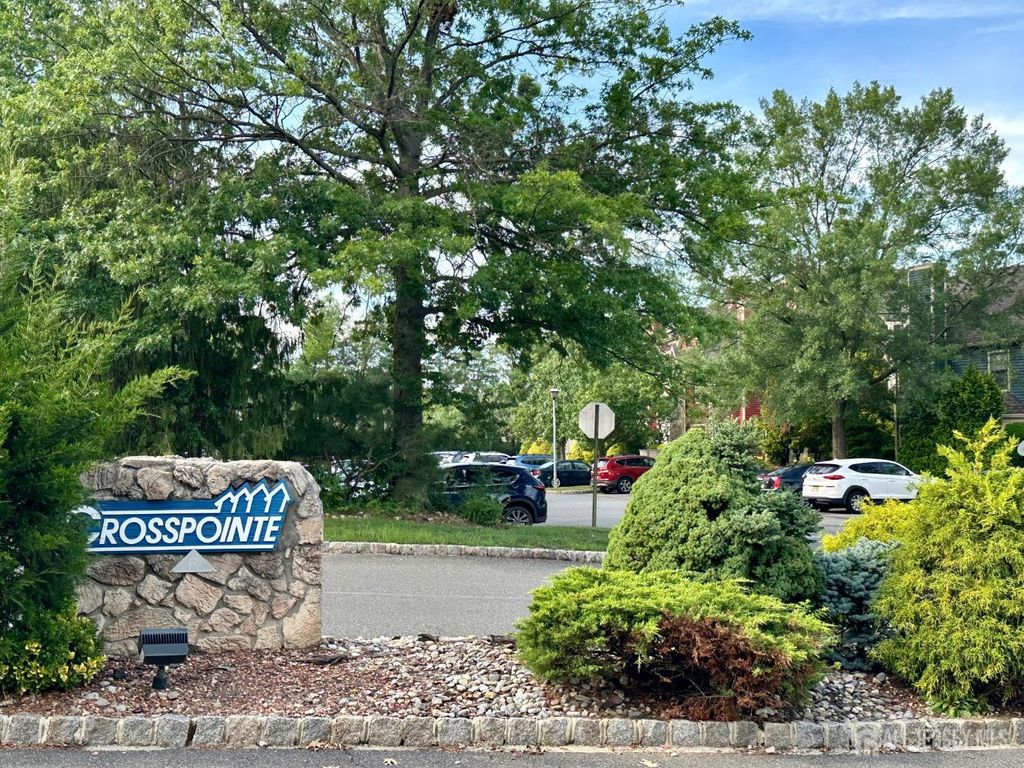435 Meade Court, East Brunswick, NJ 08816