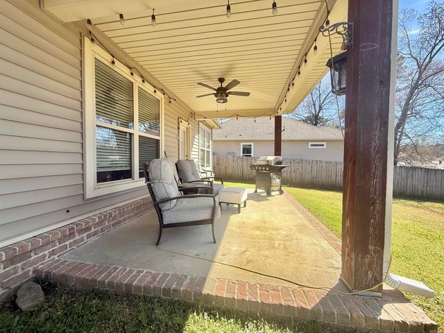 3161 Haley Court, Benton, AR 72019