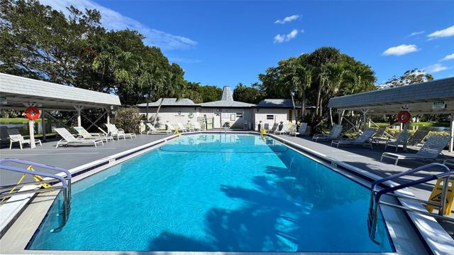 5103 NW 35th Street 606, Lauderdale Lakes, FL 33319