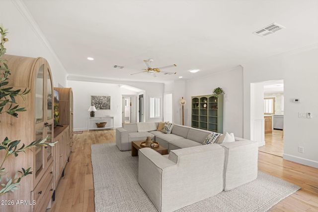 6740 N 7TH Street, Phoenix, AZ 85014