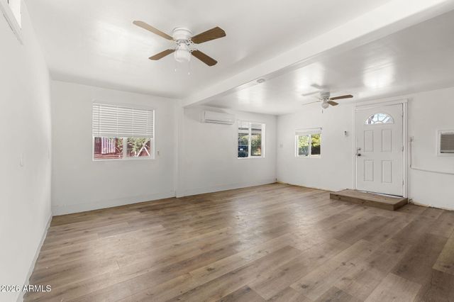 6740 N 7TH Street, Phoenix, AZ 85014
