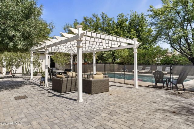 6740 N 7TH Street, Phoenix, AZ 85014