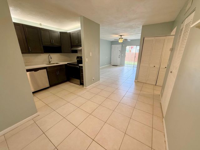 3253 NW 104th Avenue 3253, Coral Springs, FL 33065