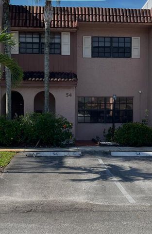 54 N Matador Lane, Davie, FL 33324