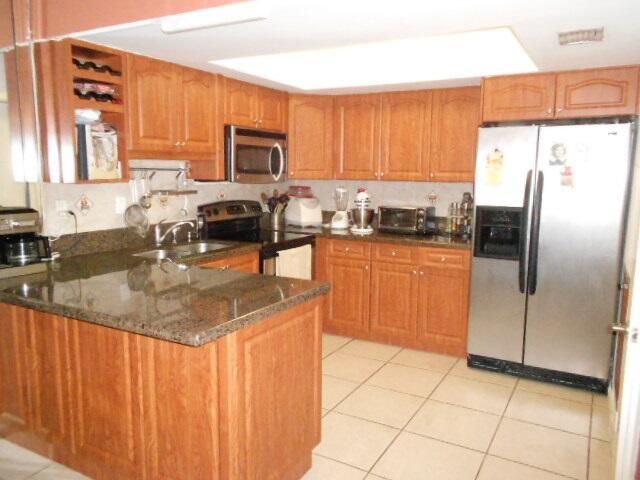 54 N Matador Lane, Davie, FL 33324