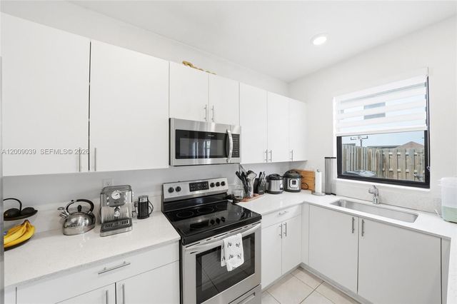 24644 SW 118th Ct, Homestead, FL 33032