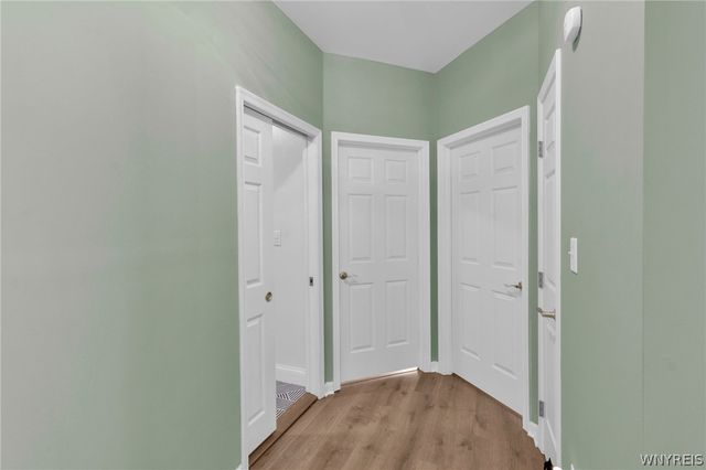71 Carla Lane, West Seneca, NY 14224