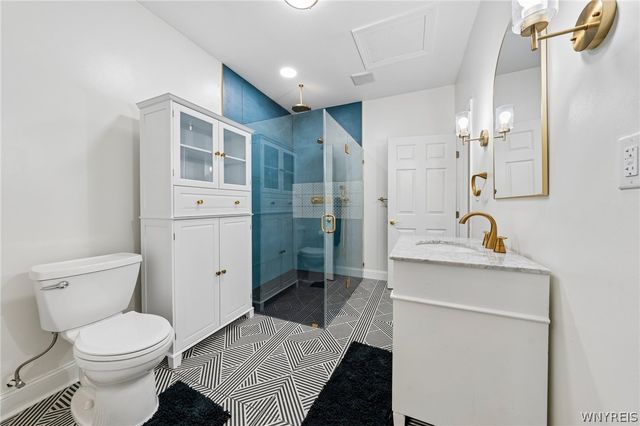 71 Carla Lane, West Seneca, NY 14224