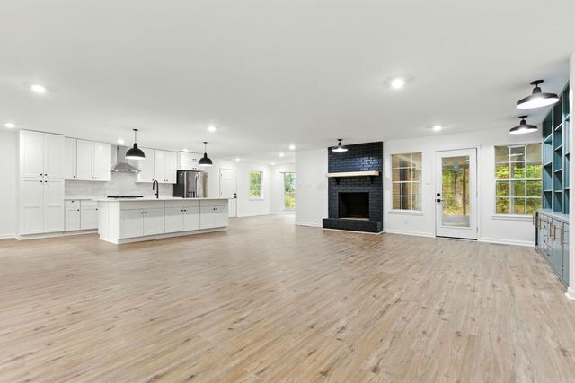 7100 Sequoyah Lane, North Little Rock, AR 72116