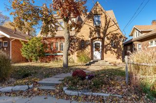 2310 Broadway, Rockford, IL 61104