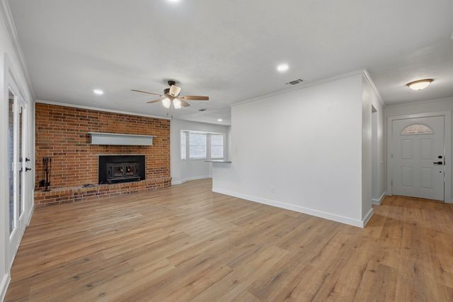 1204 Zahara Street, Bowie, TX 76230