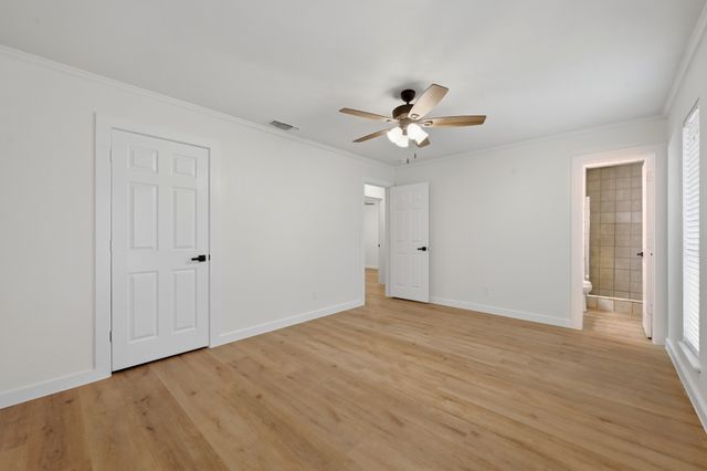 1204 Zahara Street, Bowie, TX 76230