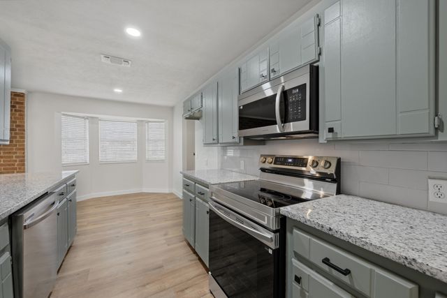 1204 Zahara Street, Bowie, TX 76230