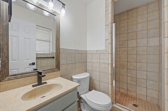 1204 Zahara Street, Bowie, TX 76230