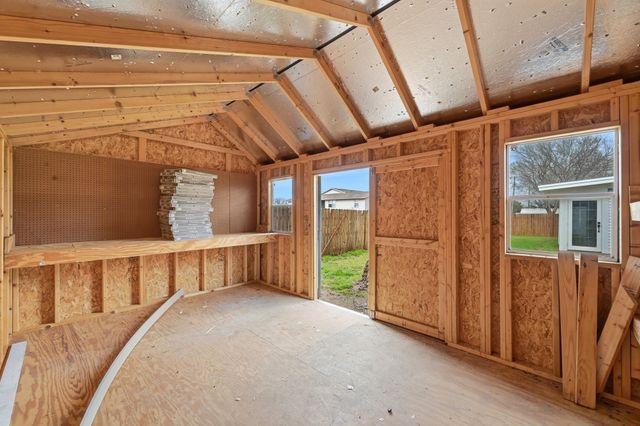 1204 Zahara Street, Bowie, TX 76230