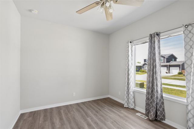 1603 E Franklin Avenue, Indianola, IA 50125