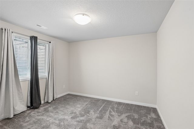 1603 E Franklin Avenue, Indianola, IA 50125
