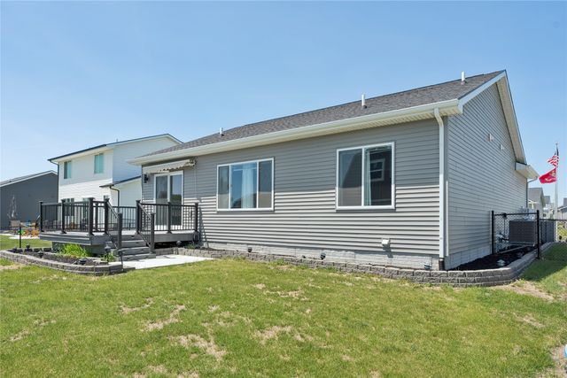 1603 E Franklin Avenue, Indianola, IA 50125
