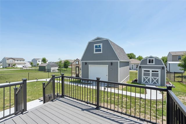 1603 E Franklin Avenue, Indianola, IA 50125