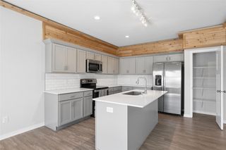 1603 E Franklin Avenue, Indianola, IA 50125