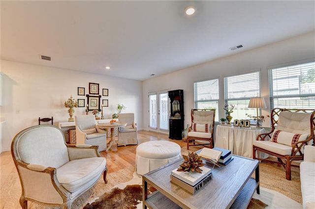 2140 Lanier Harbor Point, Buford, GA 30518
