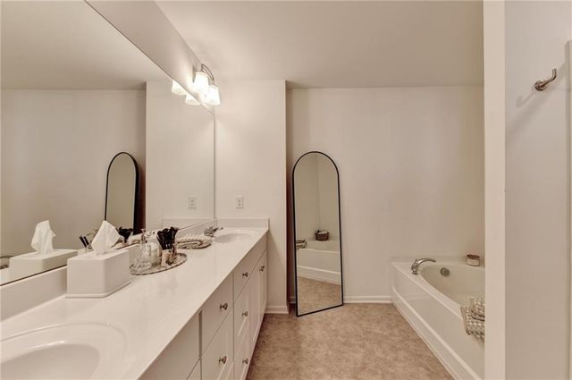 2140 Lanier Harbor Point, Buford, GA 30518