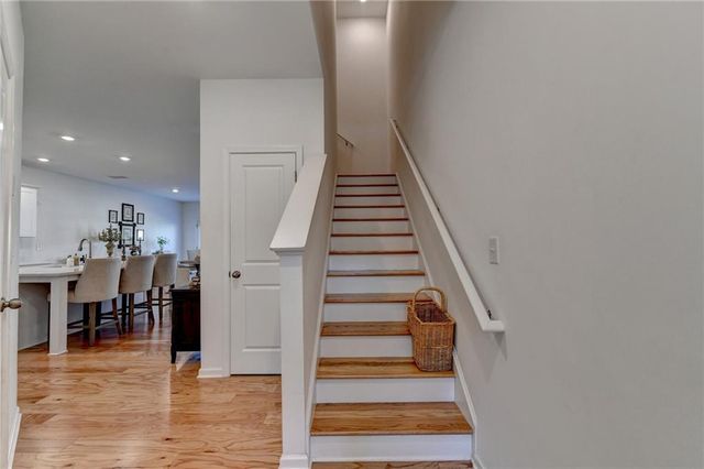2140 Lanier Harbor Point, Buford, GA 30518