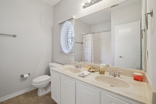 1049 Colonial Drive, Coppell, TX 75019