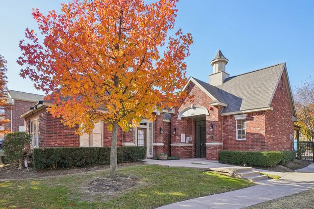 1049 Colonial Drive, Coppell, TX 75019