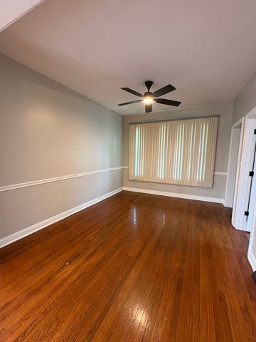 9331 S Evans Avenue, Chicago, IL 60619