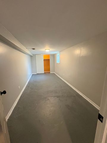 9331 S Evans Avenue, Chicago, IL 60619