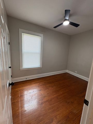 9331 S Evans Avenue, Chicago, IL 60619