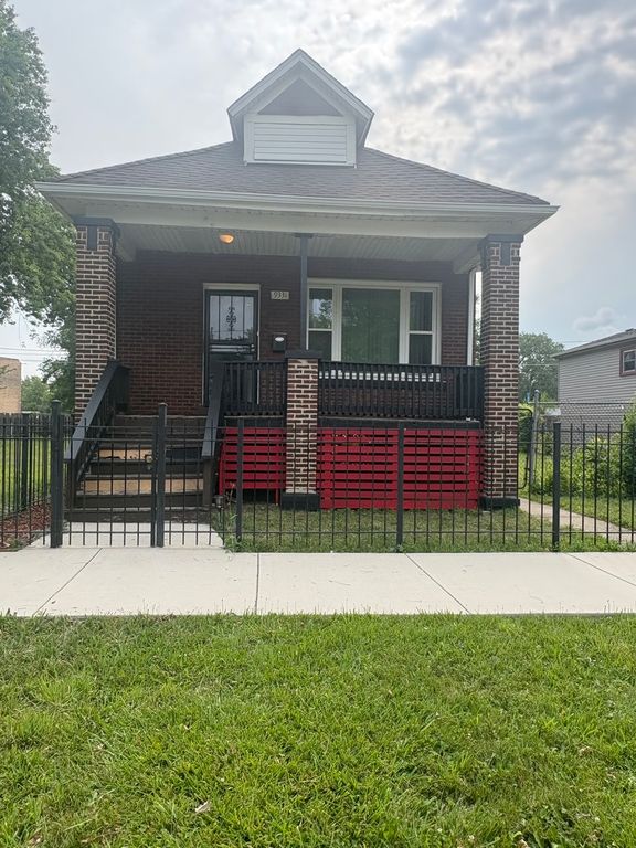 9331 S Evans Avenue, Chicago, IL 60619