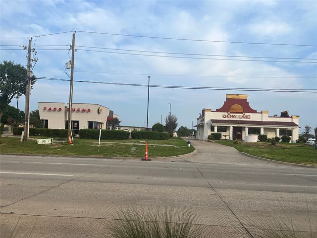 8130 Lakeview Parkway, Rowlett, TX 75088