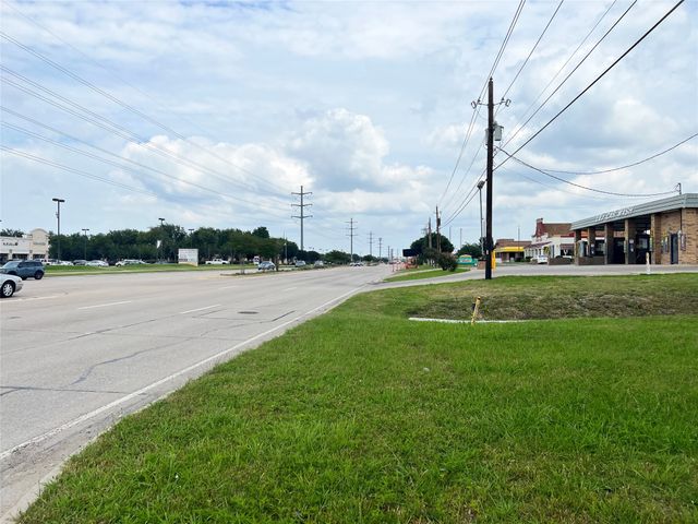 8130 Lakeview Parkway, Rowlett, TX 75088