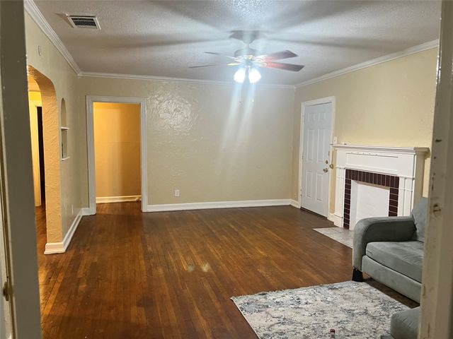 8130 Lakeview Parkway, Rowlett, TX 75088