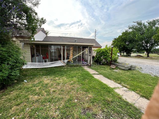 8130 Lakeview Parkway, Rowlett, TX 75088